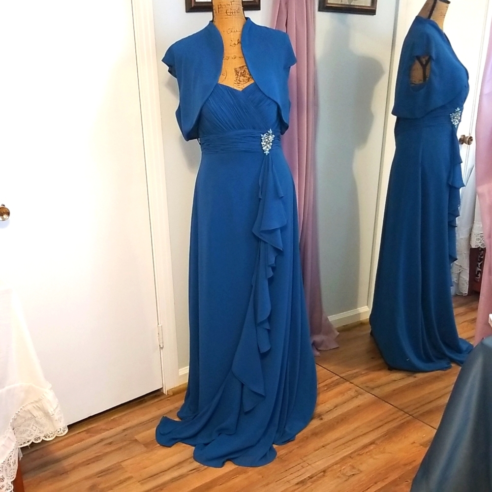 Bridesmaids/prom dress